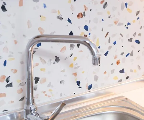 Lulu - Moka アパート *