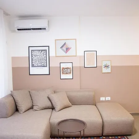 Lulu - Moka Apartman *